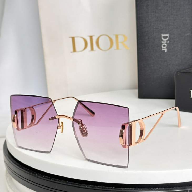 Picture of Dior Sunglasses _SKUfw77709421fw